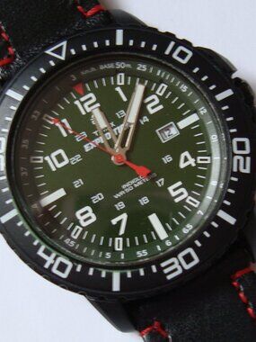 TIMEX EXPEDITION QUARTZ MILITARY  24H GREEN DIAL ,NEW BATTERY,RUN GREAT